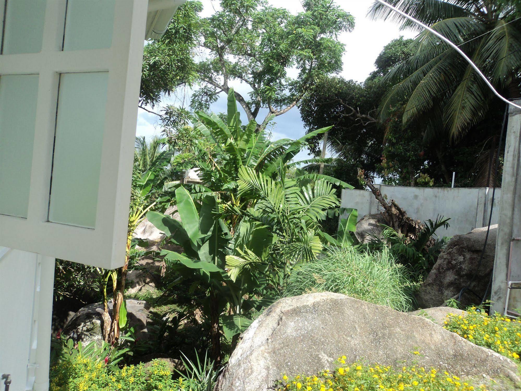Petit Baie Chalet Pointe La Rue Exterior foto